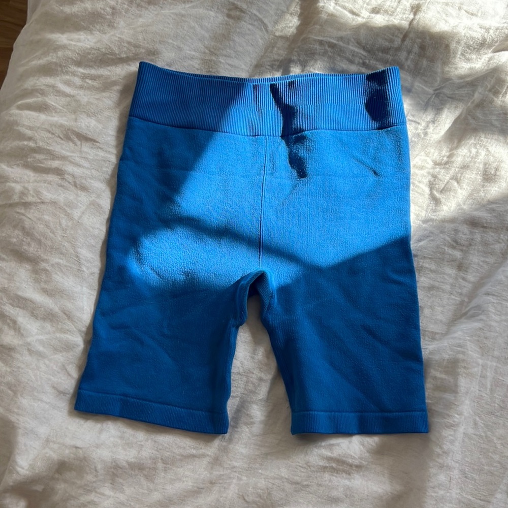Blue fabletics bike shorts
